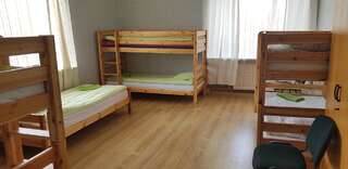 Хостелы Hostel Mare Роя Кровать в общем женском номере с 7 кроватями-4
